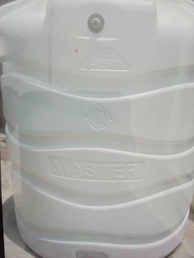 2000 litter tank