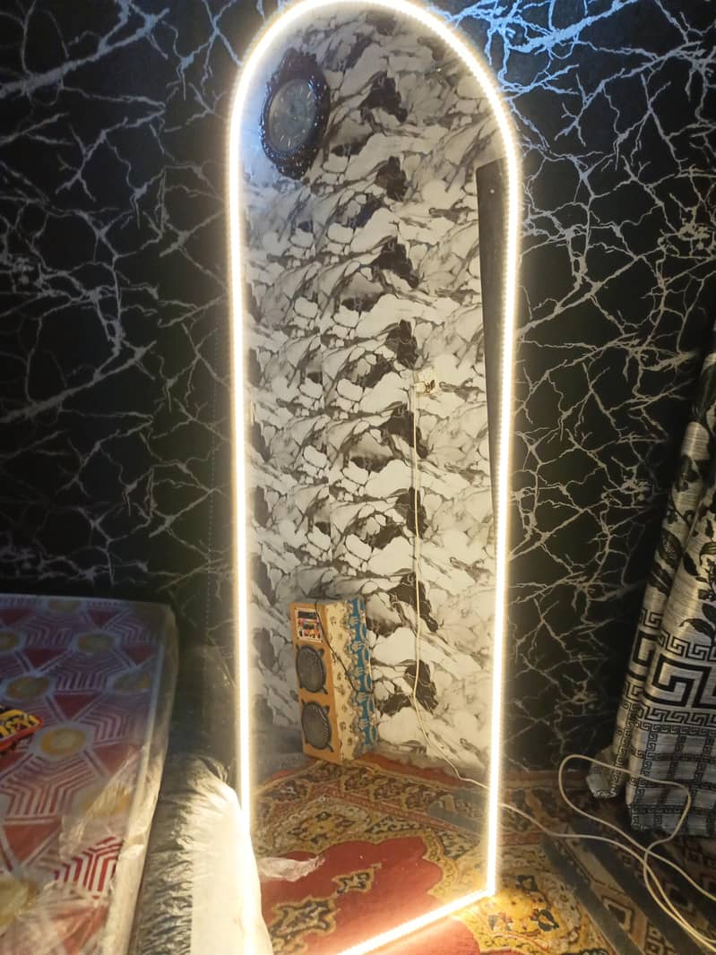 Mirror led 0
