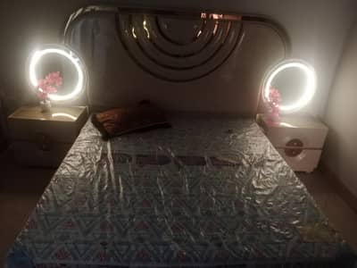 Luxury Bridal Bed Set with Sensor Light Dressing & Wardrobe for Sale