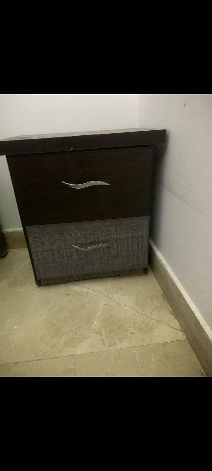 two side tables good condition no damage 1