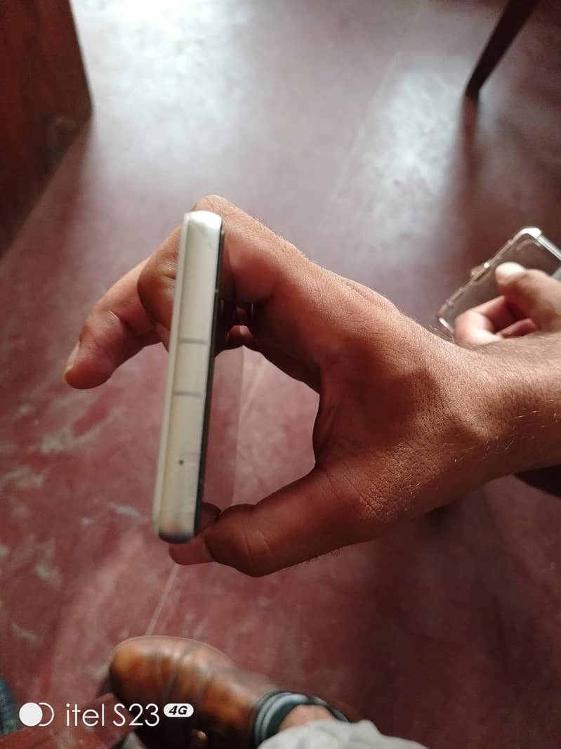 Google Pixel 7a 1