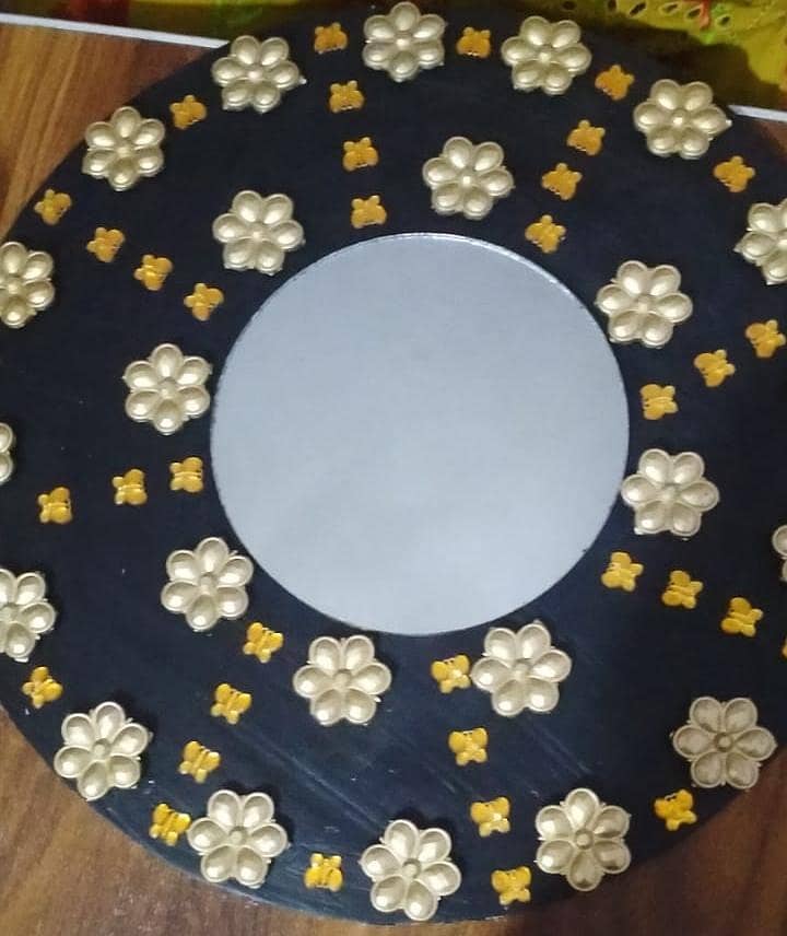 wall hanging frame 0