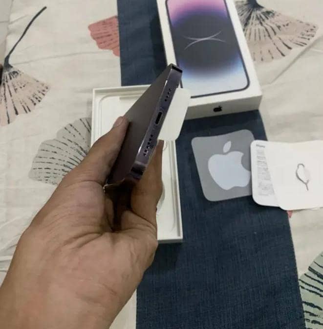 Apple iPhone 14 Pro Max 2