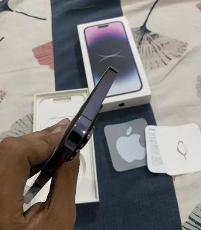 Apple iPhone 14 Pro Max 3