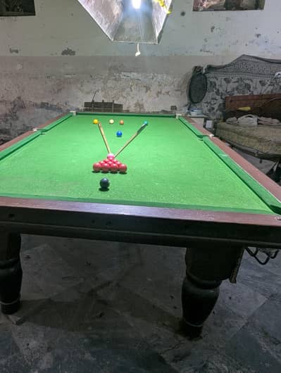 Snooker Table like new condition (02)