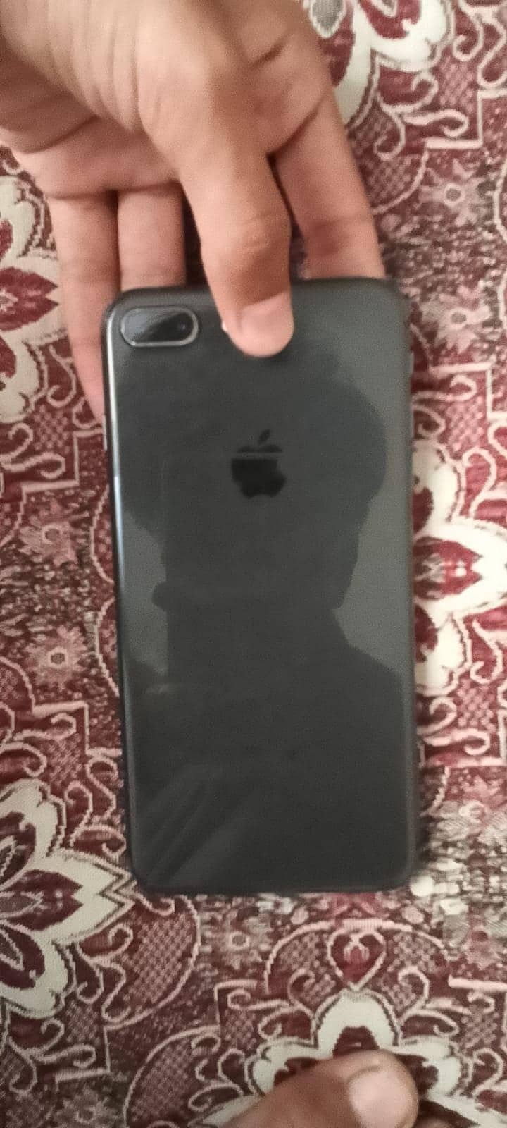 Apple iPhone 8 Plus 0