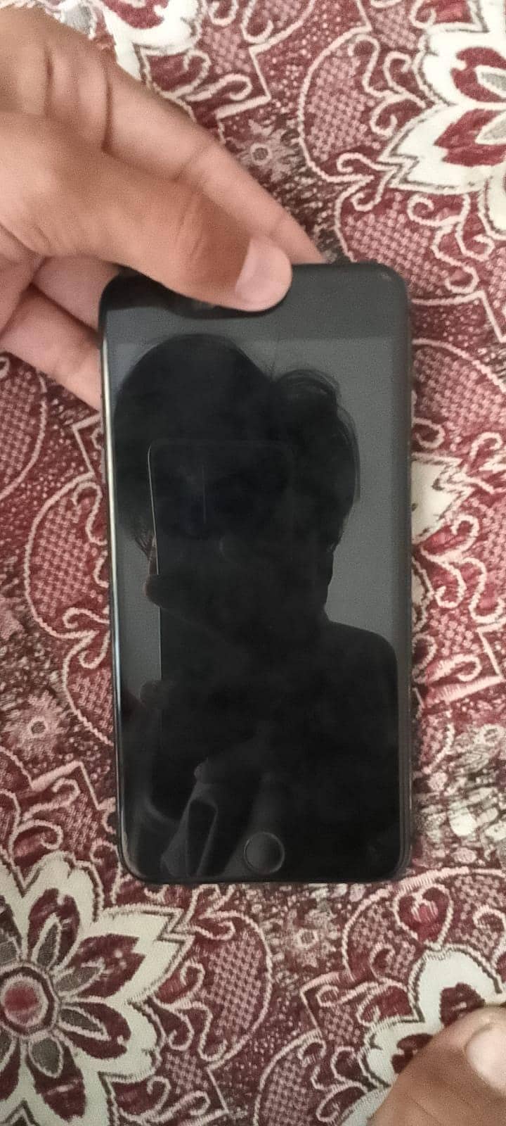 Apple iPhone 8 Plus 1