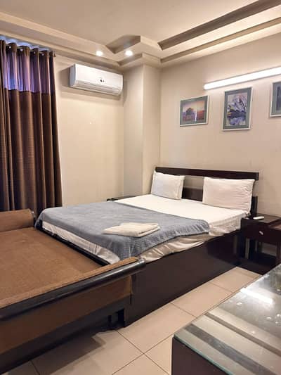 One bedroom per day weekly monthly short stay for rent