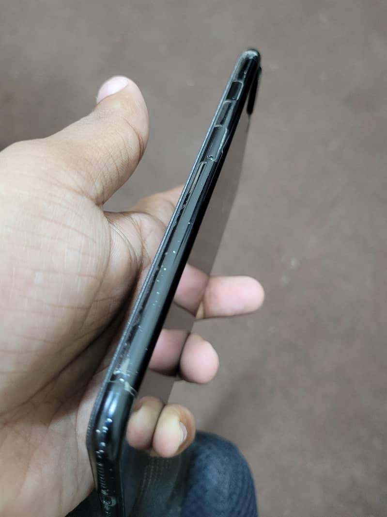 Apple iPhone 7 Plus 4