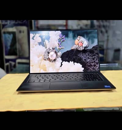 Dell Precision 5470 NVIDIA Core i7 12th Gen 32GB RAM 512GB SSD RTX 4GB