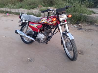 Honda CG 125 2025
