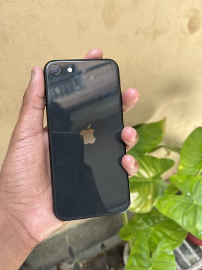Apple iPhone SE