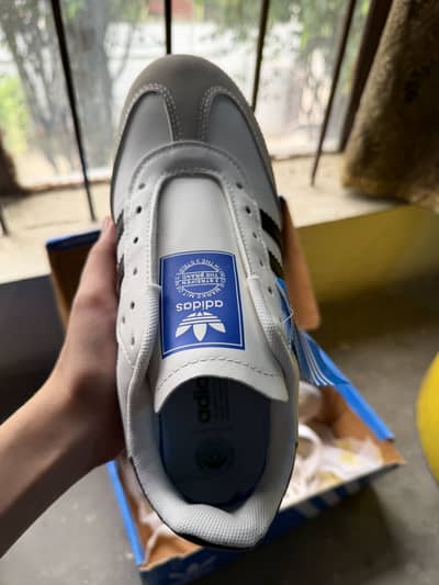 Adidas Sambas