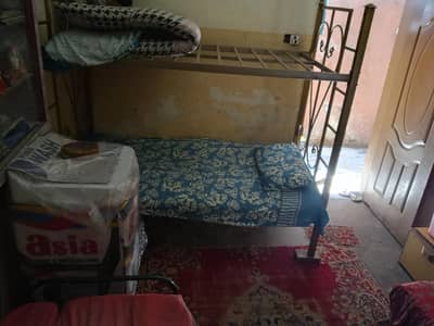 kids iron dubble bed 10/10 condition