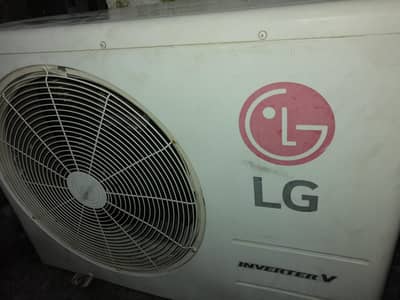 Well condition AC Urgent sale