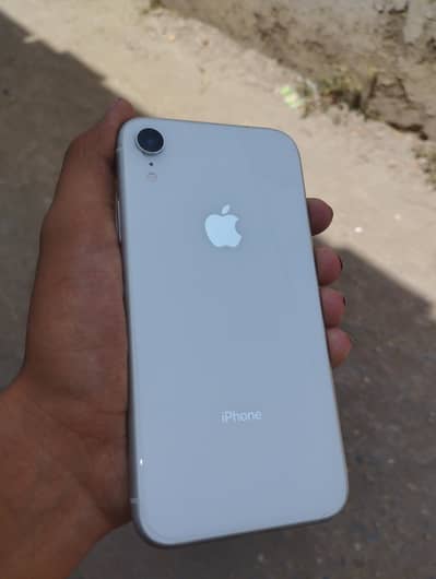 Apple iPhone XR