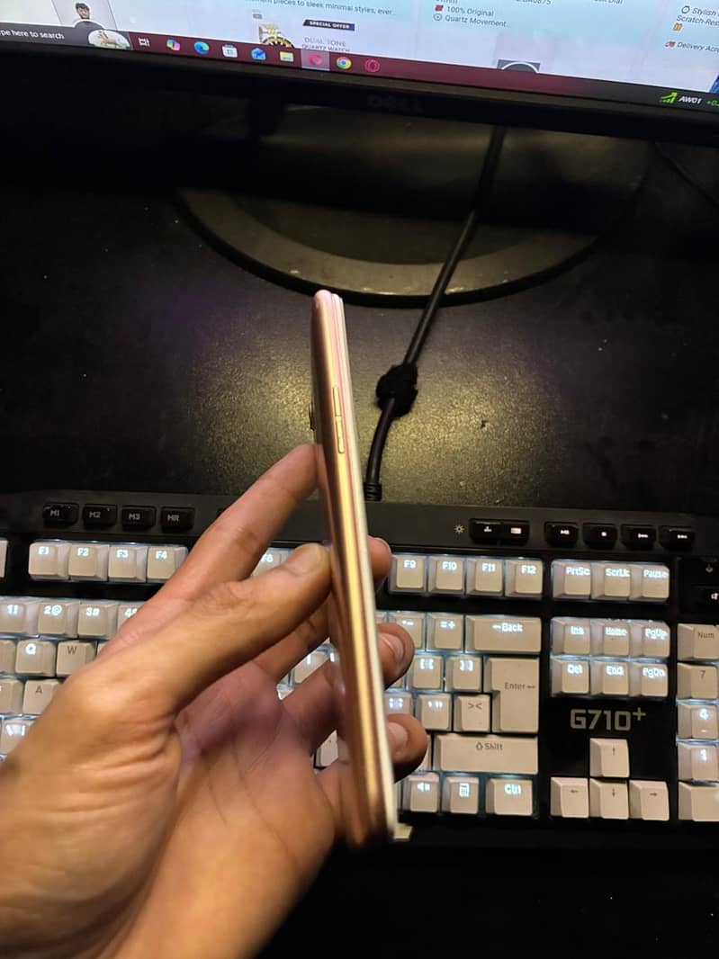 OPPO A85 4