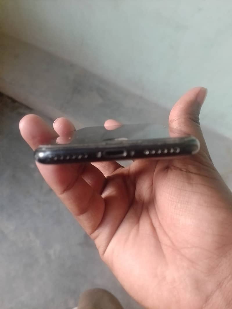 Apple iPhone SE 4