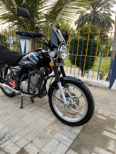 SUZUKI GS 150 SE