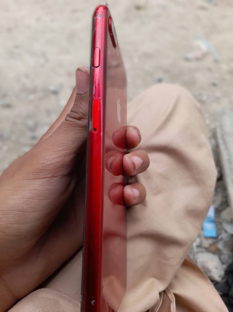 Apple iPhone 8 Plus 6