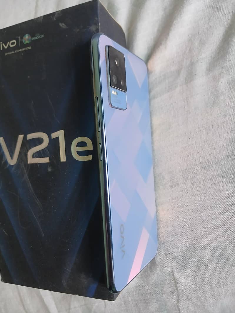 Vivo V21e 3