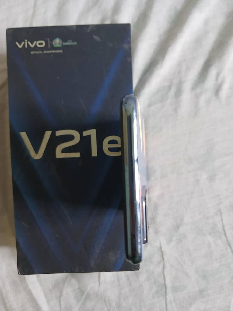 Vivo V21e 7