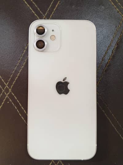 Apple iPhone 12