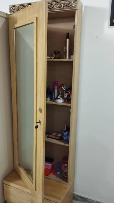 dressing mirror cupboard
