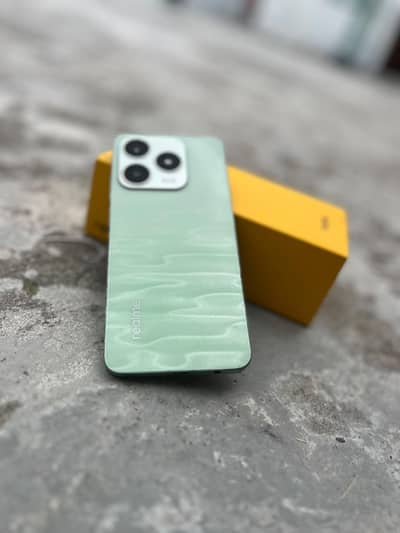 Realme C63