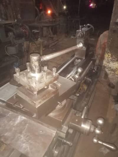 Lathe Mechine for Sale Urgent 10 feet