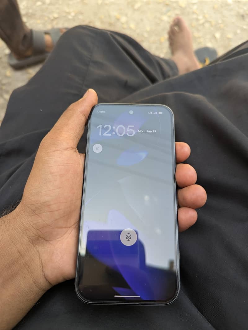 Google Pixel 9 3