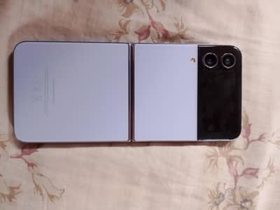 Samsung Mobile Z Flip 4 128gb