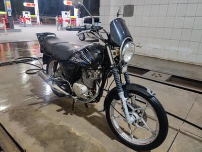 Suzuki gs 150 se