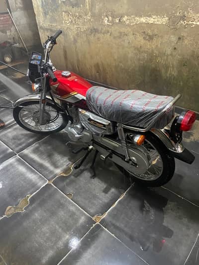 Honda CG 125 2026 V Silver Edition – Self Start | Like Brand New