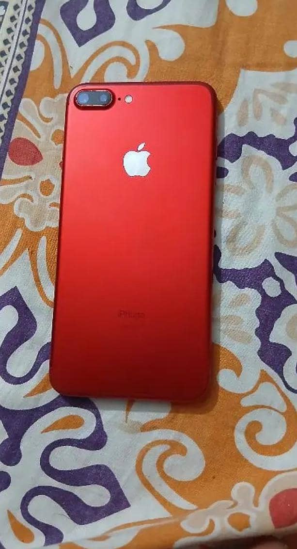 Apple iPhone 7 Plus 2