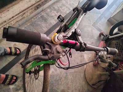 29 inches full size aluminium less weight cycle neat and clean