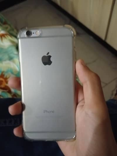 Apple iPhone 6   1/16gb silver colour