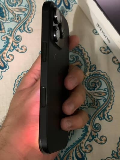 Apple iPhone 16 Pro