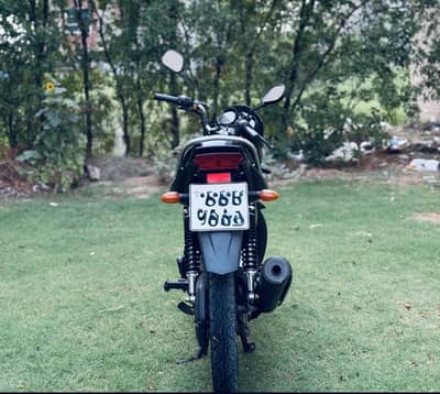 YAMAHA YBR 125 - 2022 MODEL BLACK 9800 Driven Only