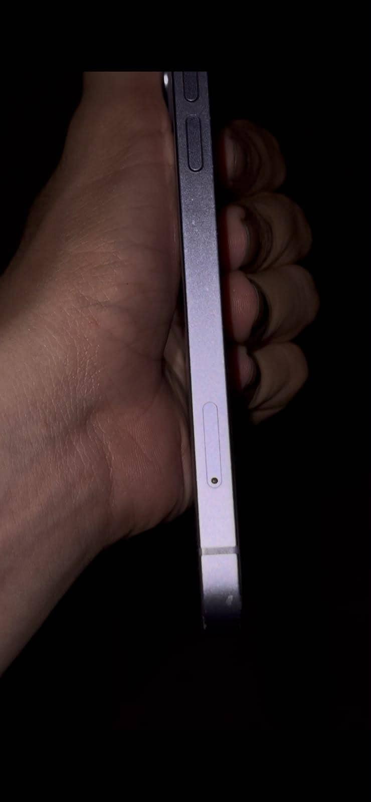 Apple iPhone 12 7