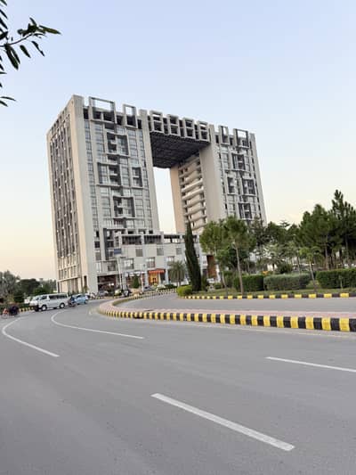 Prime Commercial Plot For Sale IT Hub, Gulberg Greens (14 Marla)