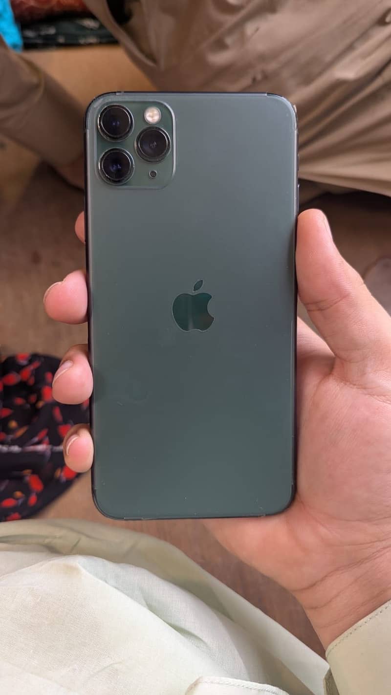 Apple iPhone 11 pro max 0