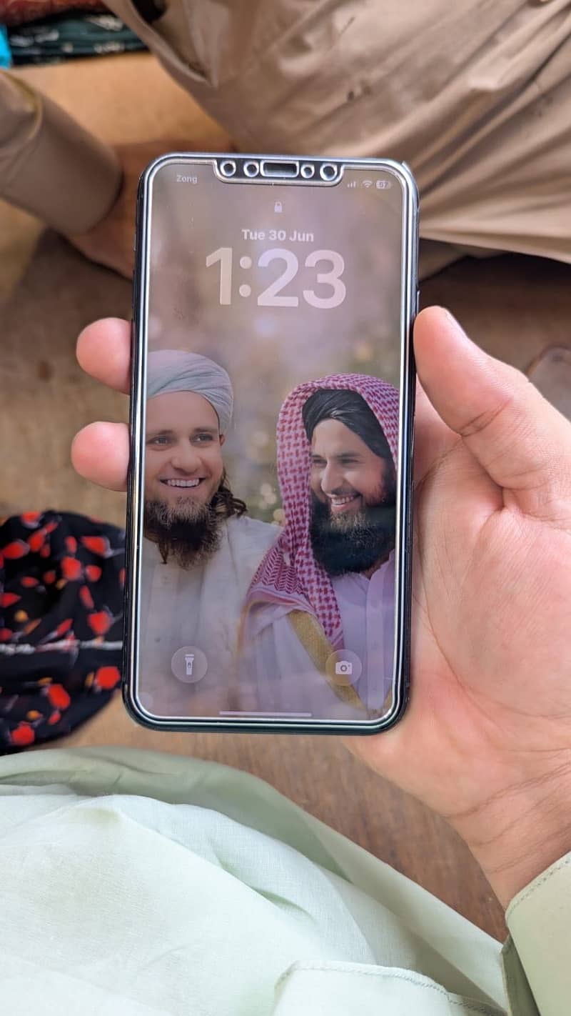Apple iPhone 11 pro max 1
