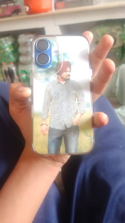 Apple iPhone 16