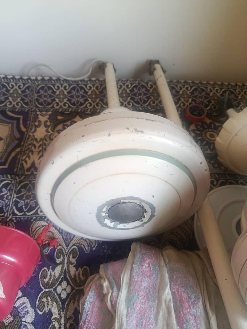 ceiling fan 0