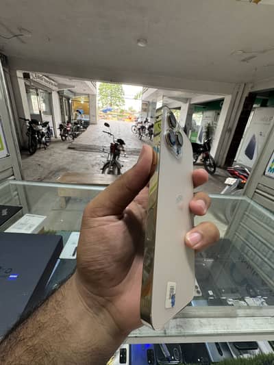 Iphone 13pro max sim working