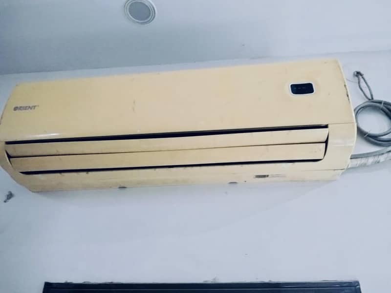 Split AC 1