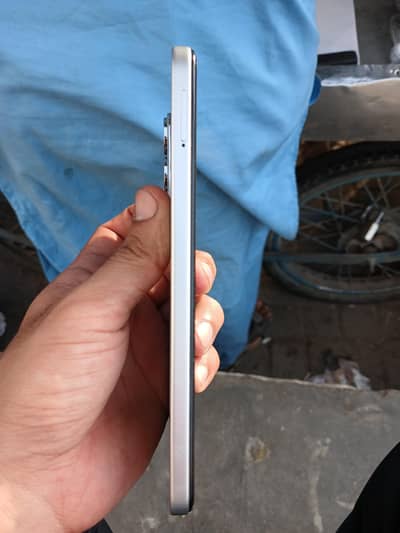 Infinix Hot 60i