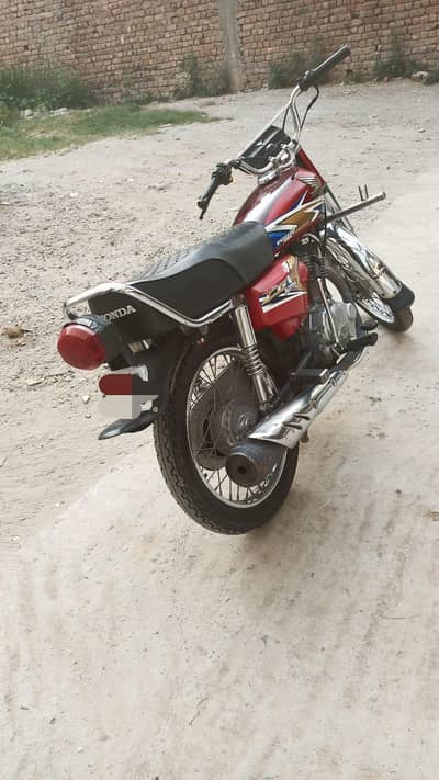 Honda 125 new condition