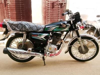 Honda125 Model 2022 Hyderabad number ha urgent sell no sms only phone